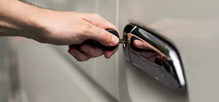 Why Choose Our Auto Locksmith Team in Garden City, KS?